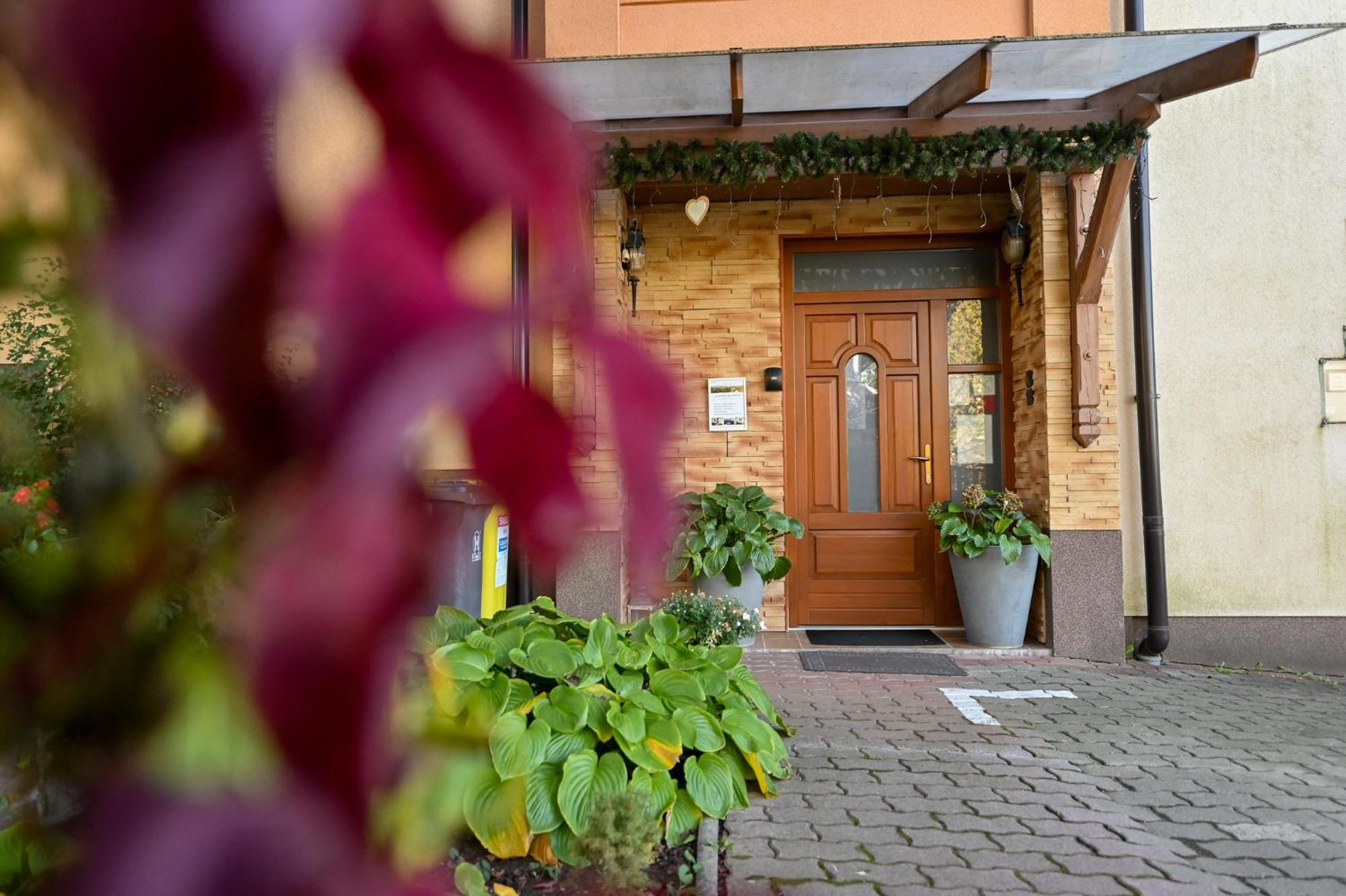 Bellavista 2 Apartman エゲル エクステリア 写真