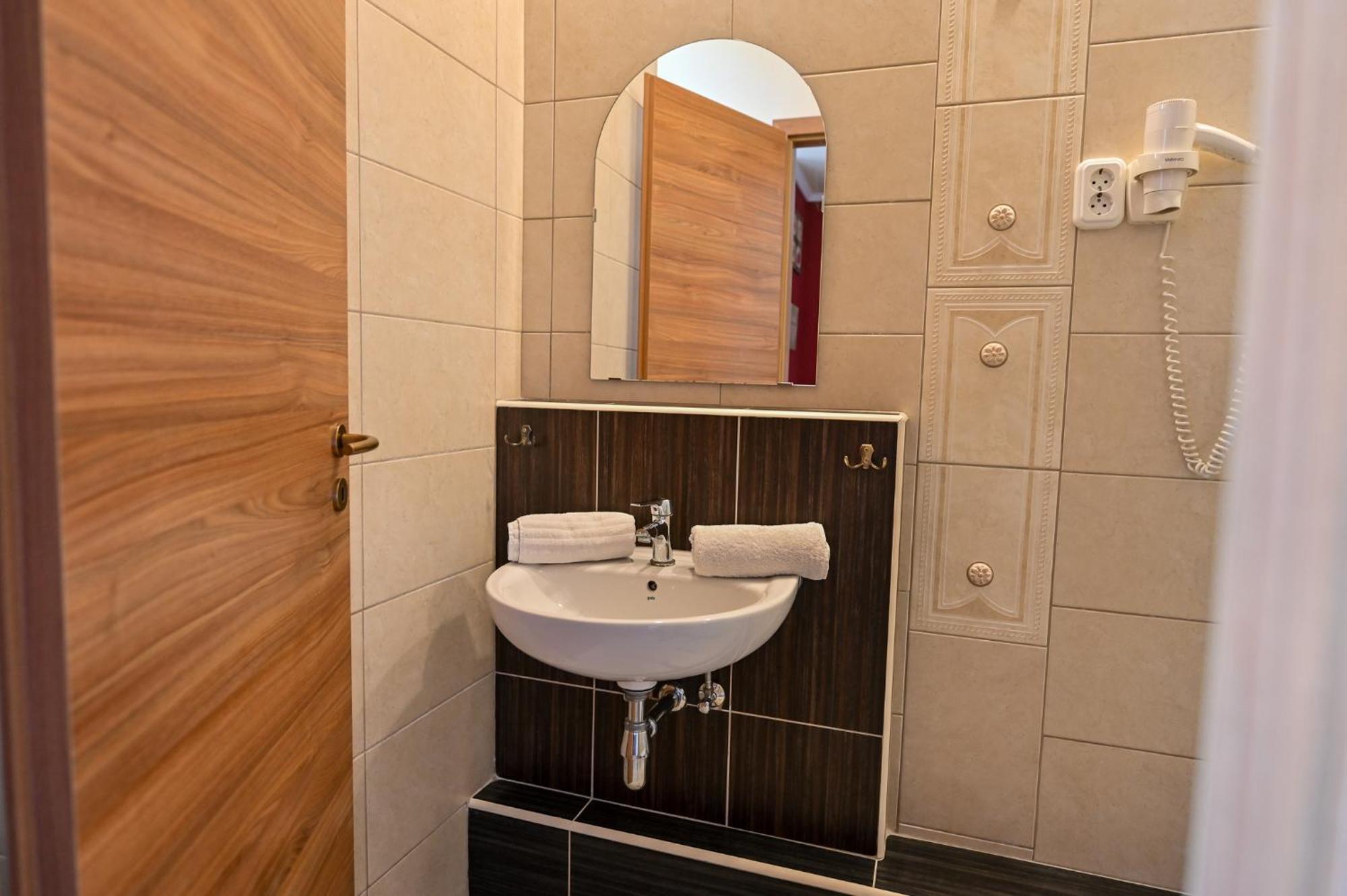 Bellavista 2 Apartman エゲル エクステリア 写真
