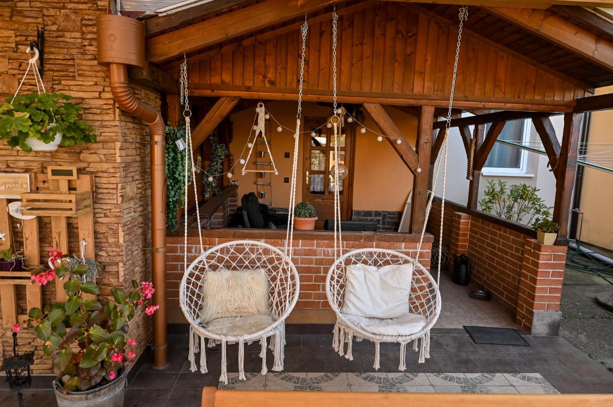 Bellavista 2 Apartman エゲル エクステリア 写真